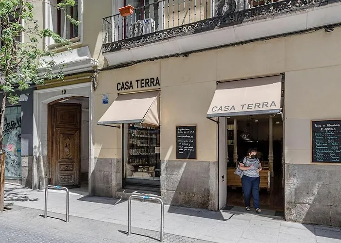 Modern In Chueca Inf3Iz4